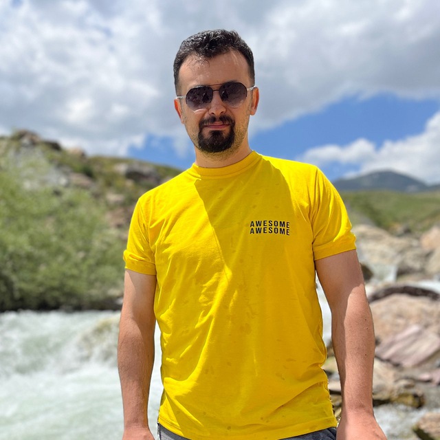 جای تصویر عضو سوم تیم